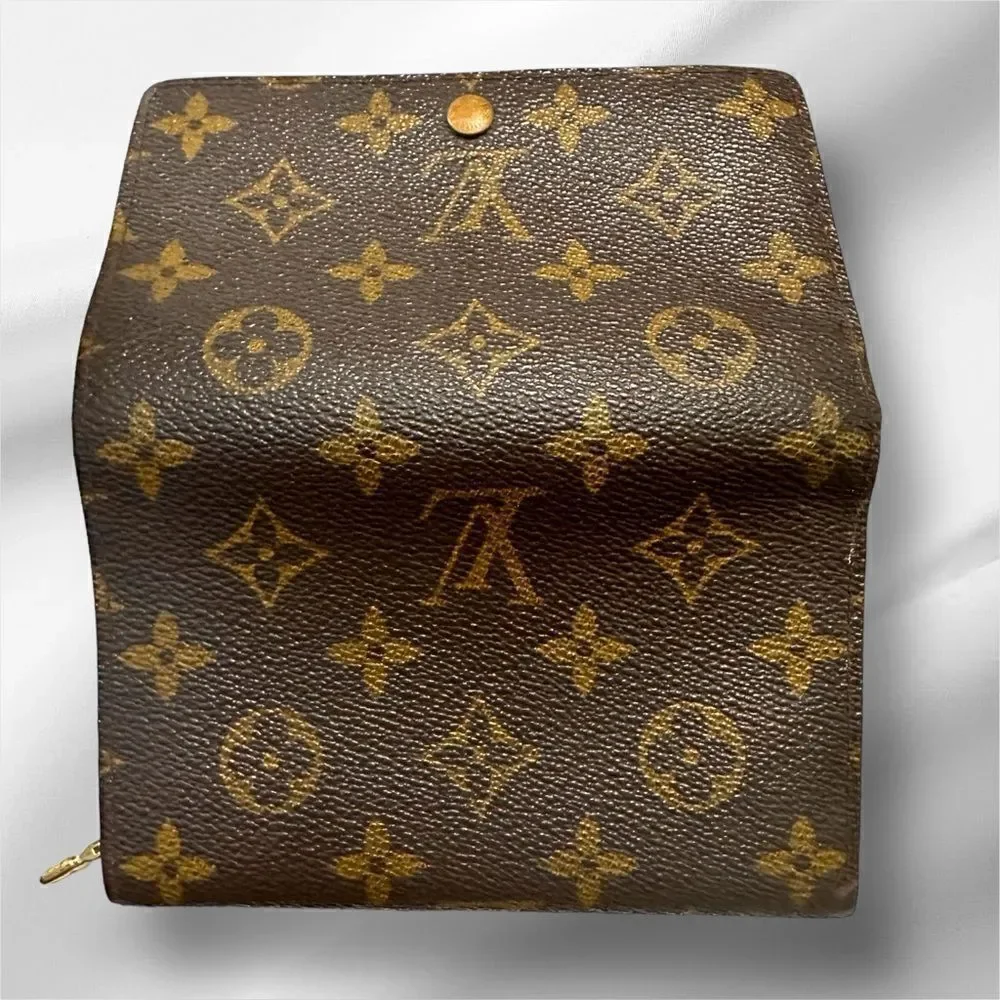 Louis Vuitton Monogram Porte-Monnaie Billets Tresor Wallet (authentic)